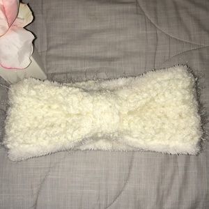 Ear warmer